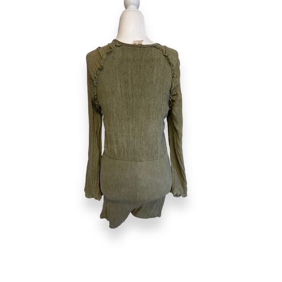 Green Romper Long Flare Sleeve Crinkle Texture Wrap Style - Picture 6 of 10